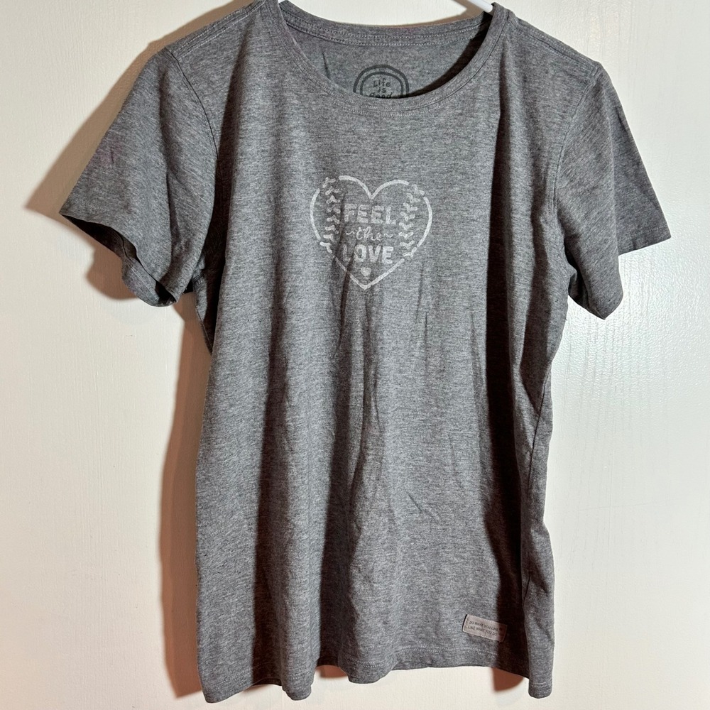 Life is Good Feel the Love Graphic T Shirt Tee Top‎ Women's Gray